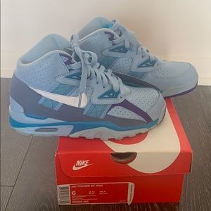 Blue Nike Air Trainer